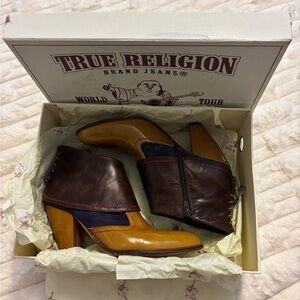 True Religion Women's Brown/Black Matilda Booties Size 8
